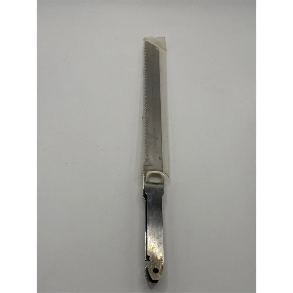 Vintage Regal Electric Knife K382GY  Two Serrated Steel Blades Works Great USA